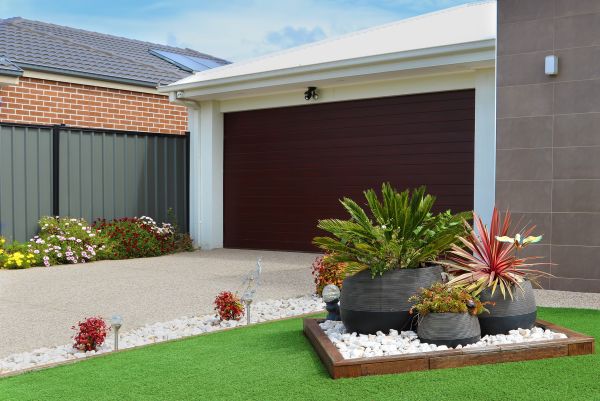 Front Yard Landscaping in Parrish