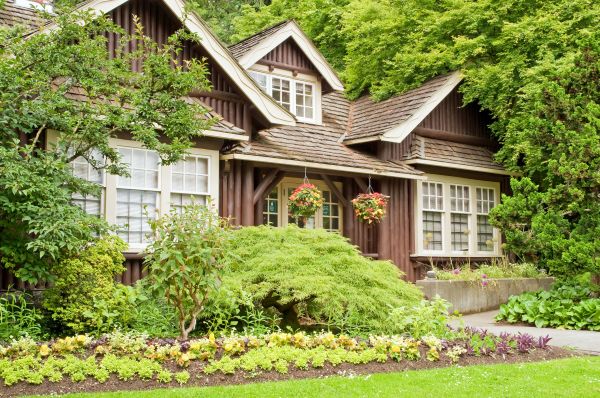 Log Home Landscaping in Parrish